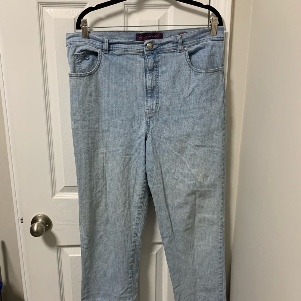 Gloria Vanderbilt size 16 Amanda jeans